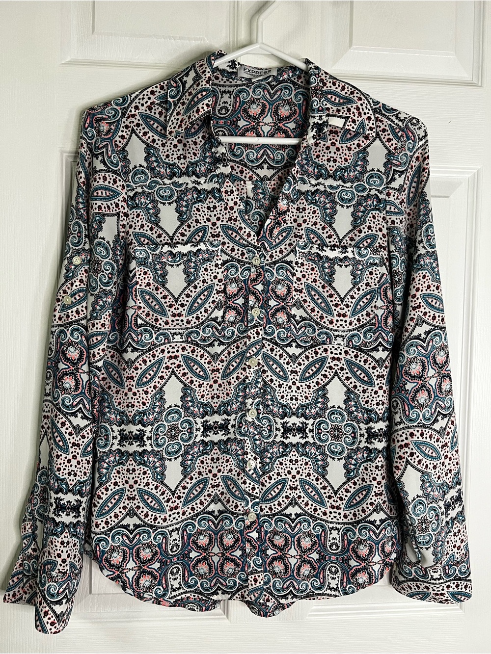 Express Portofino Shirt Blouse Womens XS Blue Pink Print Roll Tab Sleeve Top